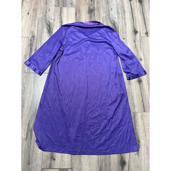 Vanity Fair Womens L Purple Satin Nightgown House Coat Robe Button Front - Picture 4 of 4